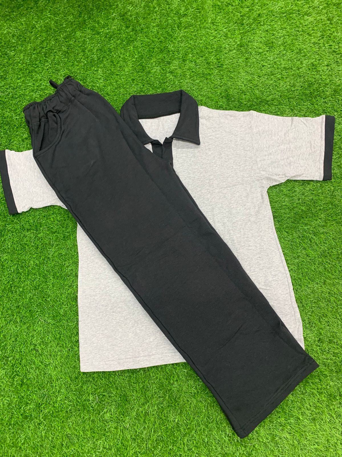 Unisex Stylish Track Suit – Comfortable T-Shirt & Soft Trouser Set